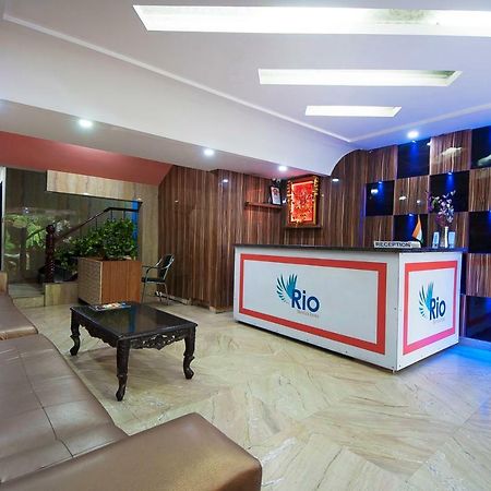 Hotel Apra Inn 뉴델리 외부 사진