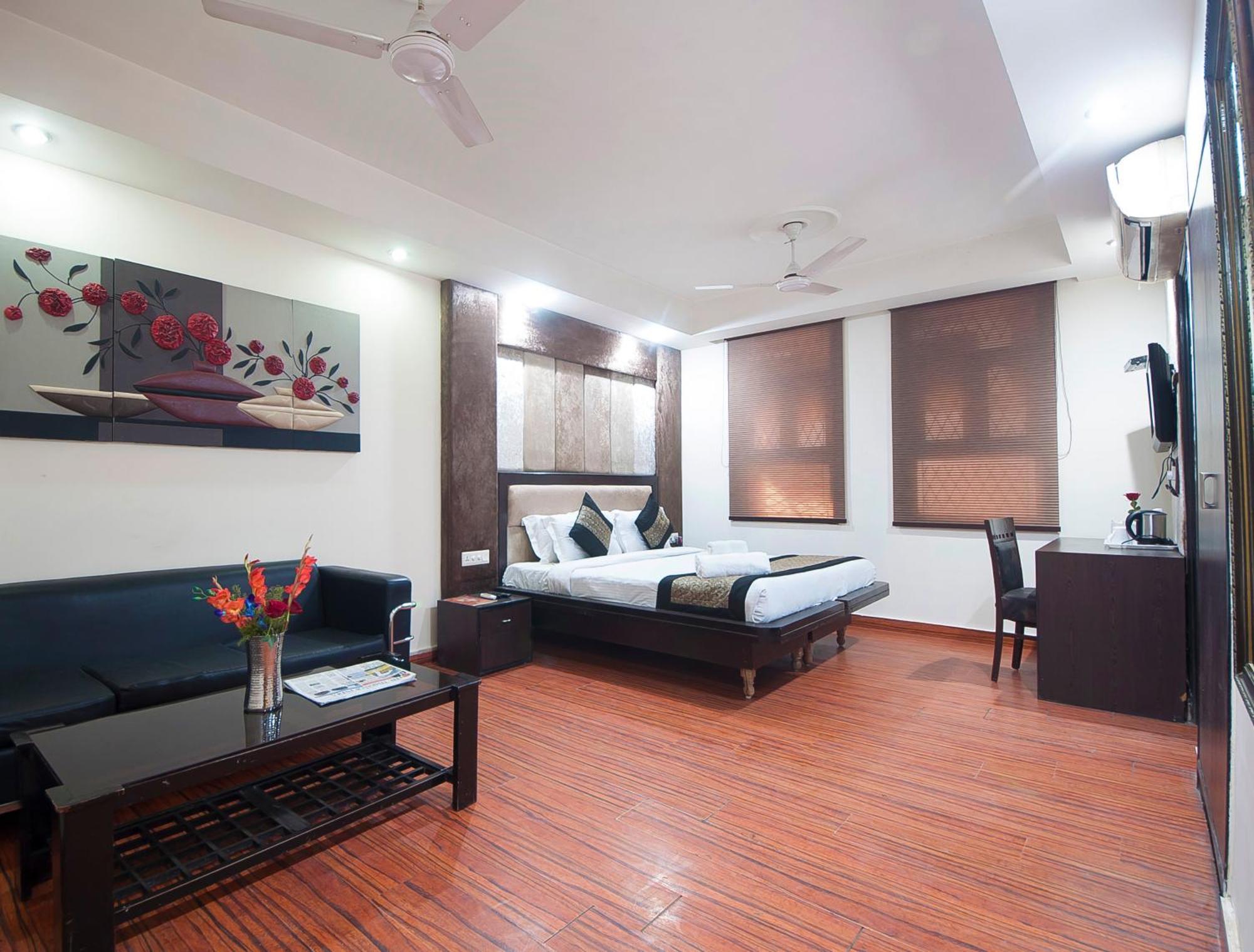 Hotel Apra Inn 뉴델리 외부 사진