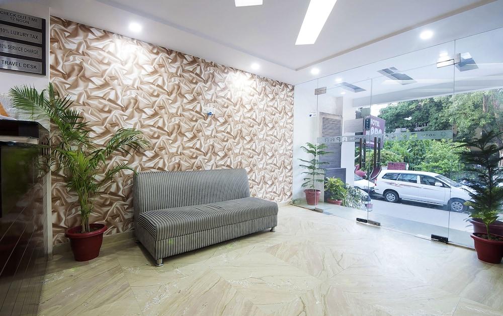 Hotel Apra Inn 뉴델리 외부 사진