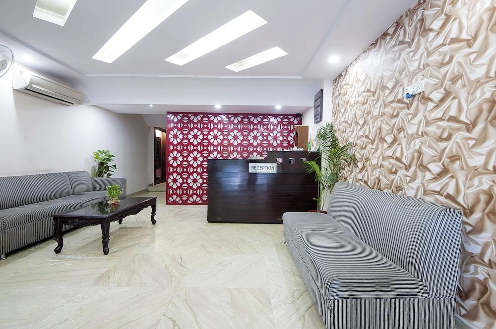 Hotel Apra Inn 뉴델리 외부 사진