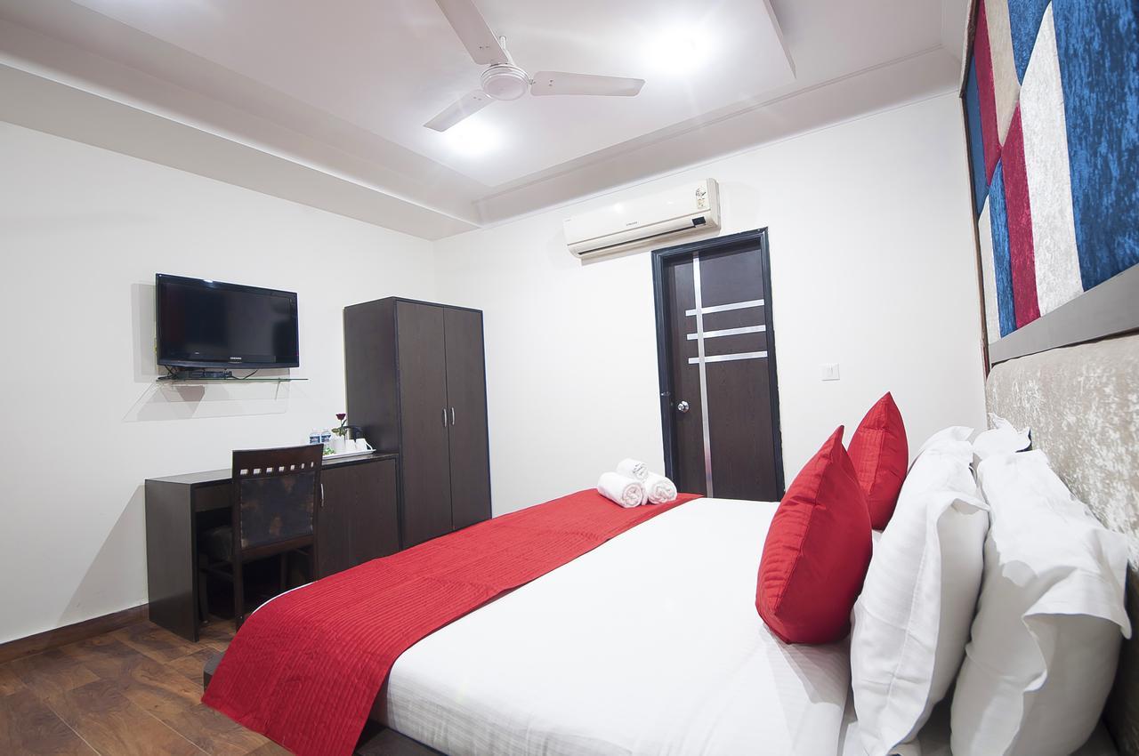 Hotel Apra Inn 뉴델리 외부 사진