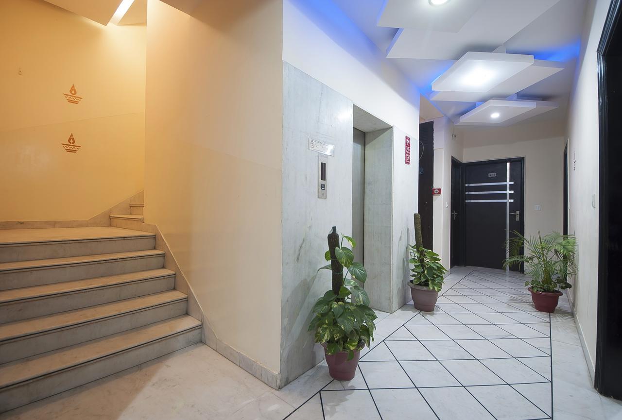 Hotel Apra Inn 뉴델리 외부 사진