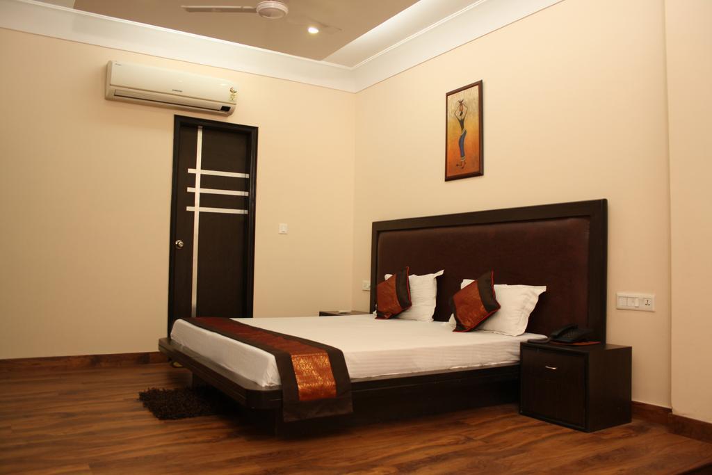 Hotel Apra Inn 뉴델리 외부 사진