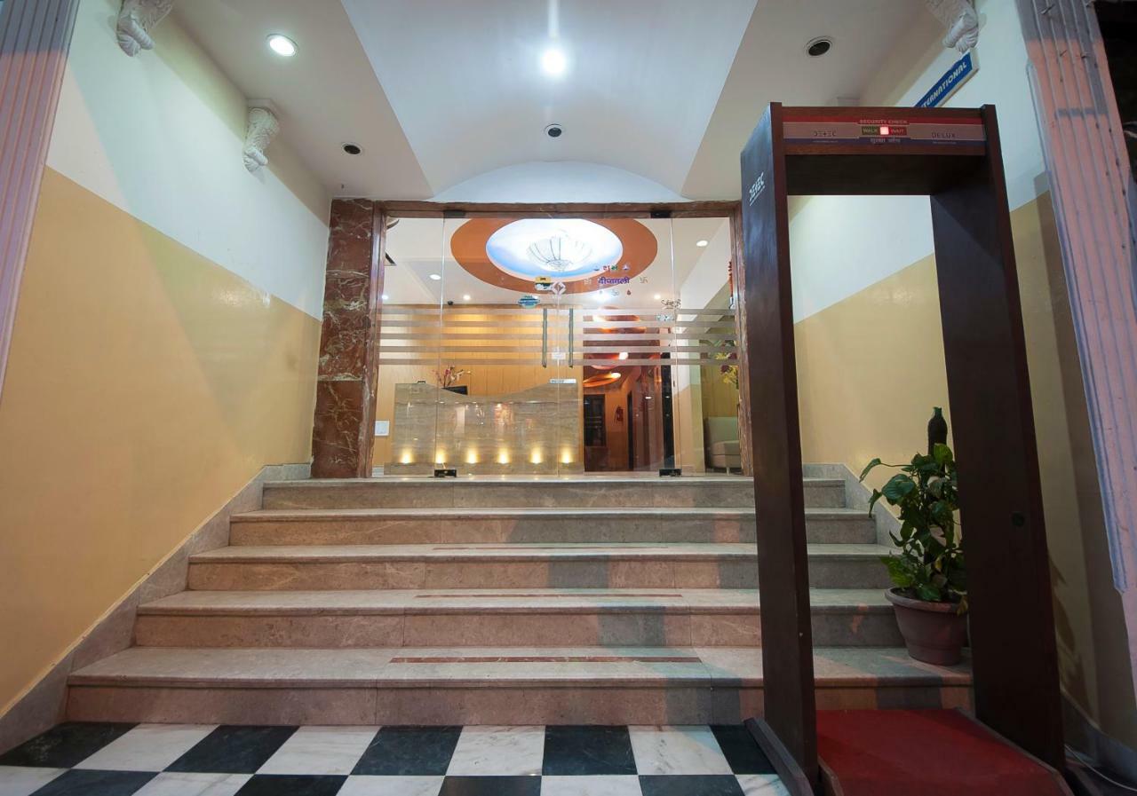 Hotel Apra Inn 뉴델리 외부 사진