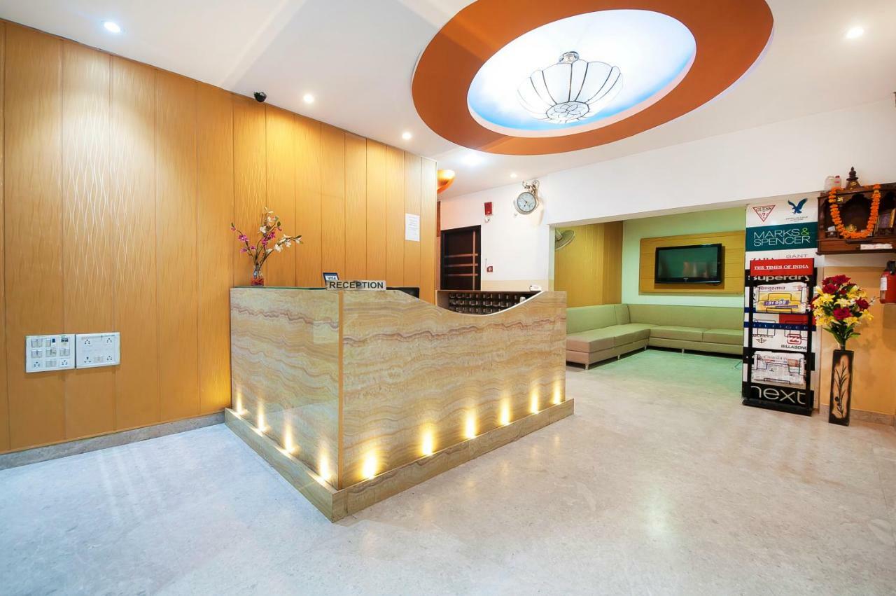 Hotel Apra Inn 뉴델리 외부 사진